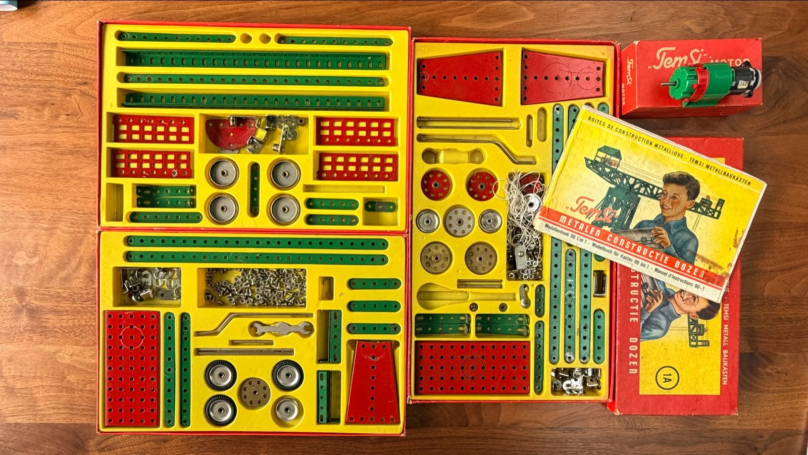 Temsi Metalen Constructie Dozen met Motor, Ophalen of Verzenden, Gebruikt, Overige merken