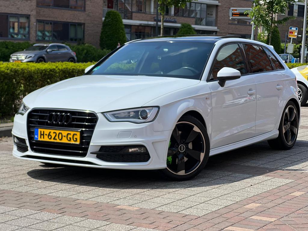 Audi A3 1.8 Tfsi 132KW Sportback AUT 2013 Wit, Zwart, 4 cilinders, 179 pk, Wit