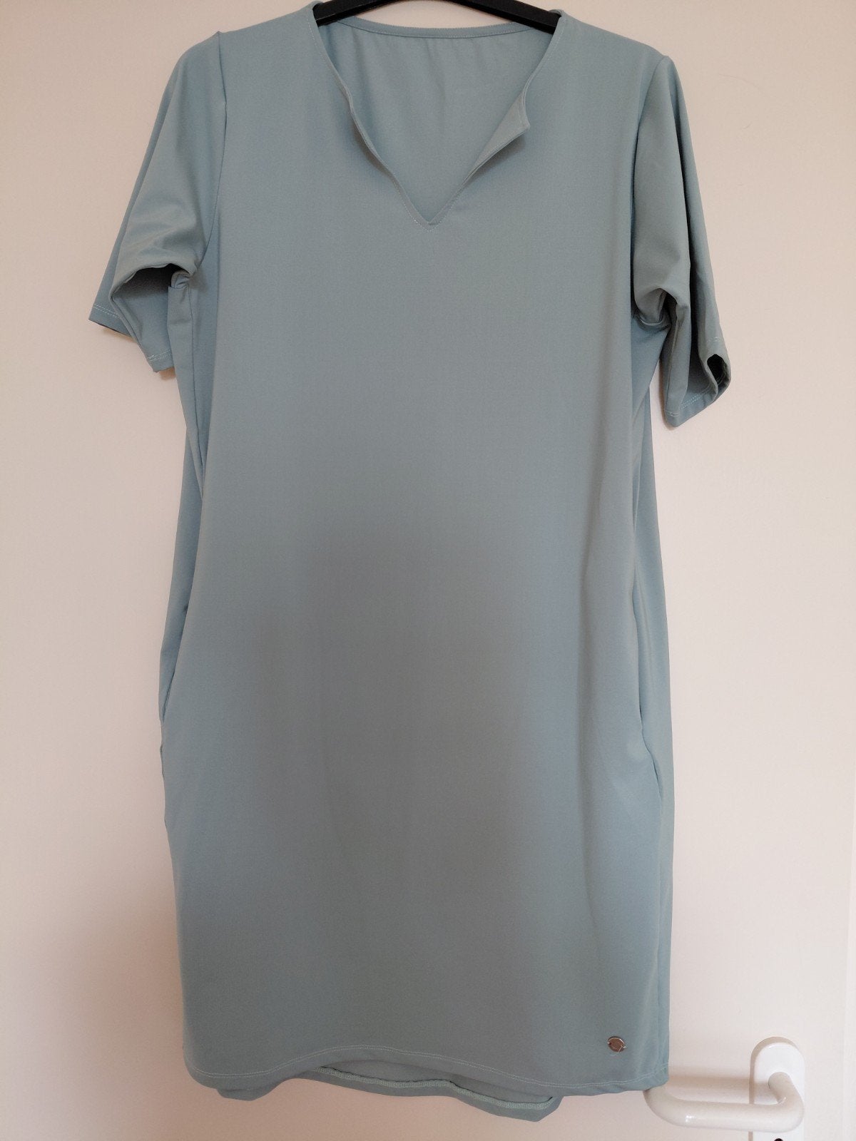 Jurk  Glam Studio M, Kleding | Dames, Jurken, Maat 38/40 (M), Ophalen of Verzenden, Zo goed als nieuw, Glam Studio