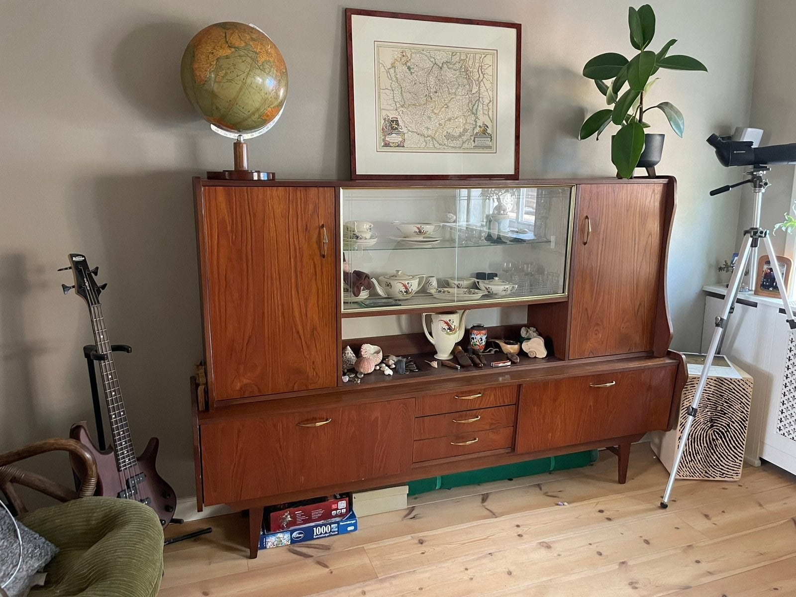 Vintage kast, Huis en Inrichting, Kasten | Dressoirs, Ophalen, Gebruikt, 25 tot 50 cm, Met plank(en)