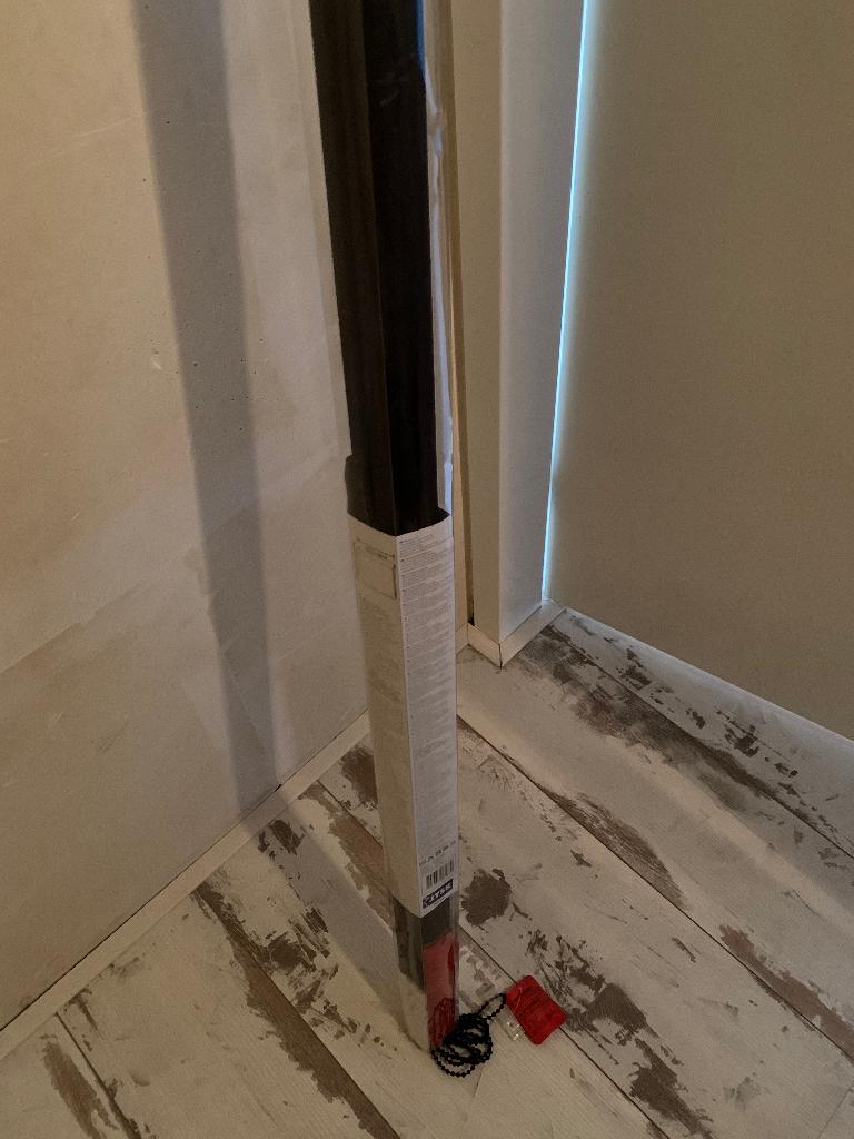 Rolgordijn, zwart, Ophalen, Zwart, 150 tot 200 cm, Nieuw