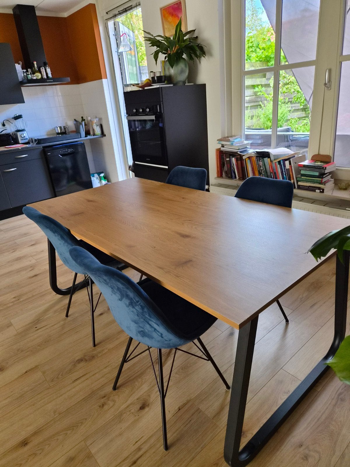 Eettafel van 1 jaar oud, Ophalen, Overige materialen, 200 cm of meer, 50 tot 100 cm