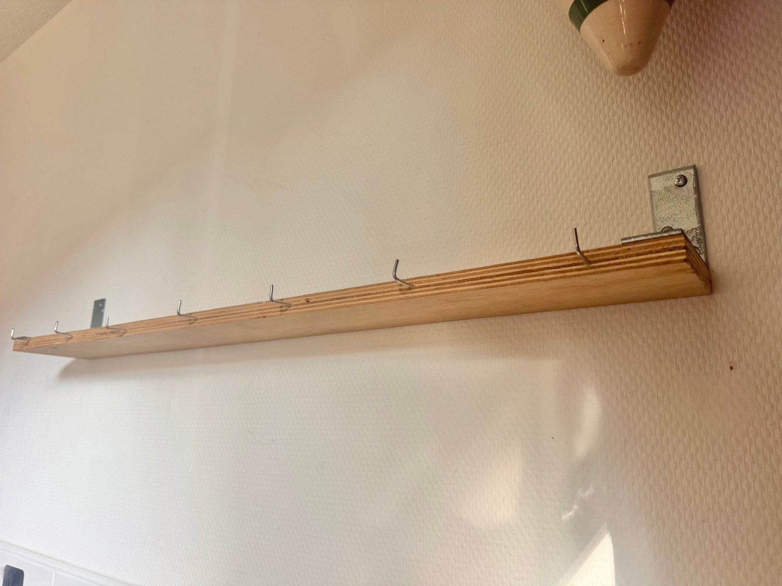 Houten plank met haakjes voor keuken - 81,5x10 cm, Ophalen, Gebruikt, Bruin, Hout