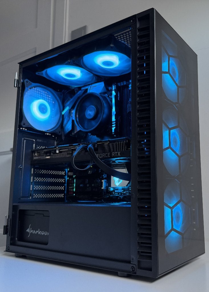 Foto 4 van Gaming PC | Ryzen 5 | RTX 3060 Ti | 16gb RAM | 2.5TB Opslag
