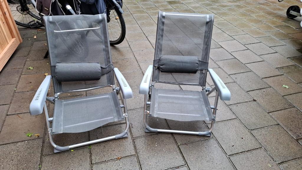 2 lage campingstoelen, Caravans en Kamperen, Ophalen of Verzenden, Campingstoel