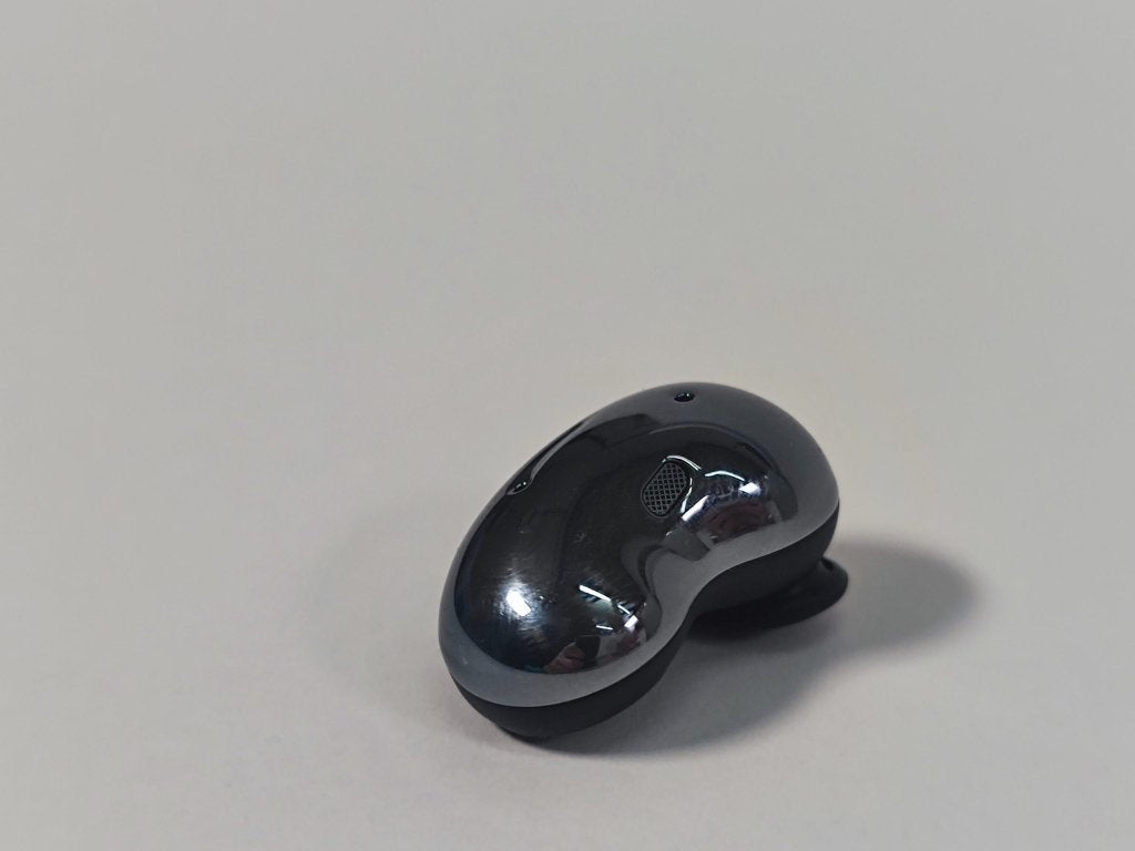 Samsung Galaxy Buds Live - Oortje rechts - Zwart, Samsung Electronics Benelux B.V., Madefor@samsung.com, Evert van de Beekstraat 310, 1118CX Schiphol, Nederland
