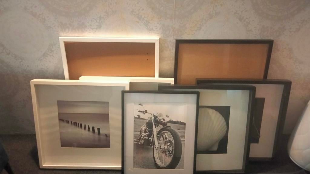 Hele partij wissellijsten hout zwarte en witte nieuw en gebr, Huis en Inrichting, Woonaccessoires | Lijsten, Ophalen, Nieuw, Hout