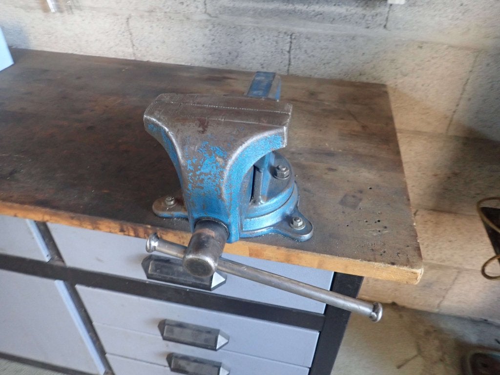 150mm Bankschroef op draaibaar onderstel , Forged Steel, Niet ingevuld, Gebruikt, Niet ingevuld, Ophalen of Verzenden