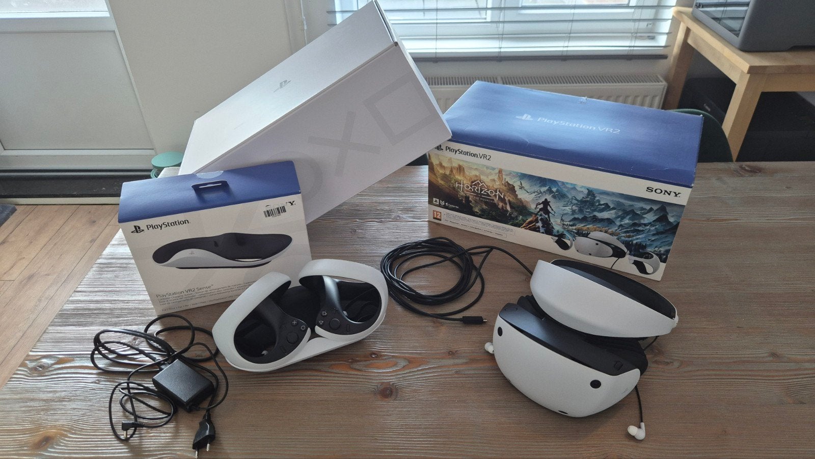 Sony PlayStation VR2 met laadstation VR2 Sense, Ophalen of Verzenden, Zo goed als nieuw, VR-bril, Sony PlayStation