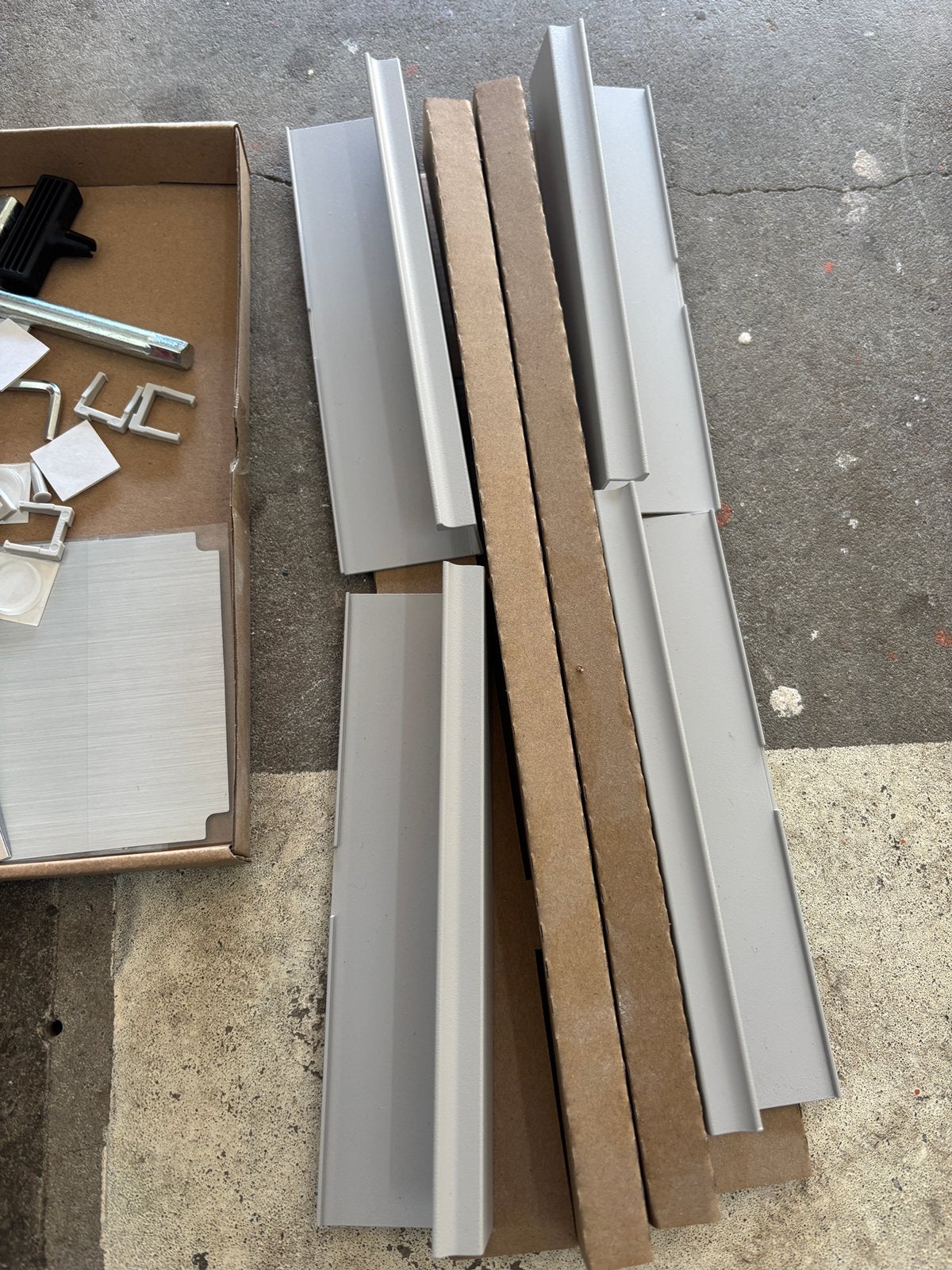 Handvatten voor Ikea skytta grijs, Ophalen, Nieuw