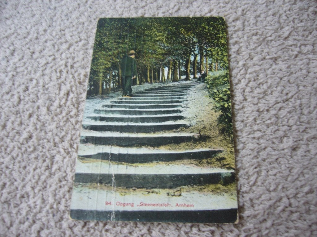 ARNHEM  =  OPGANG STEENENTAFEL BRIEFKAART  1910, Ophalen of Verzenden, Voor 1920, Gelopen, Gelderland
