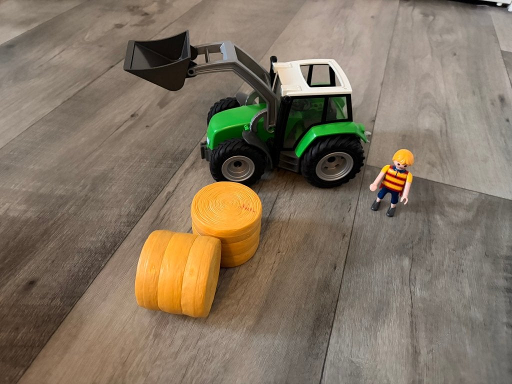 Playmobil tractor met poppetje en 2 balen stro, Gebruikt, Losse onderdelen, Voertuig, Ophalen of Verzenden