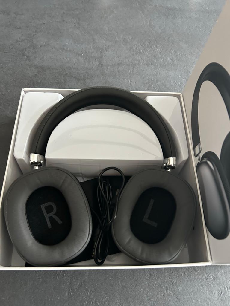 Draadloze Headset - Uitstekende Geluidskwaliteit & Bluetooth, Overige merken, Ophalen of Verzenden, Zo goed als nieuw, Over oor (circumaural)