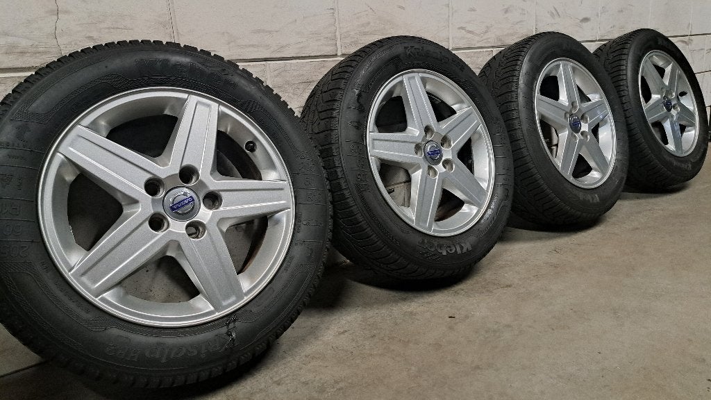Lichtmetalen velgen V60 S60 V50 S40 C30 V70 C-Max 205/60/16, Auto-onderdelen, Gebruikt, 16 inch, Banden en Velgen, Personenwagen