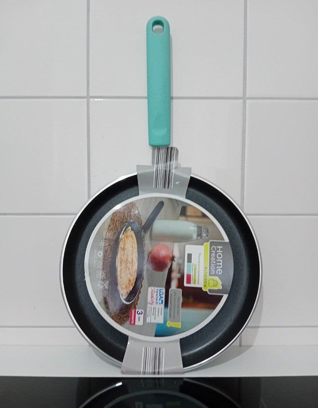 Pannekoekenpan Anti-aanbaklaag. 24 cm. Nieuw!, Huis en Inrichting, Ophalen, Nieuw, Aluminium, Pannenkoekenpan
