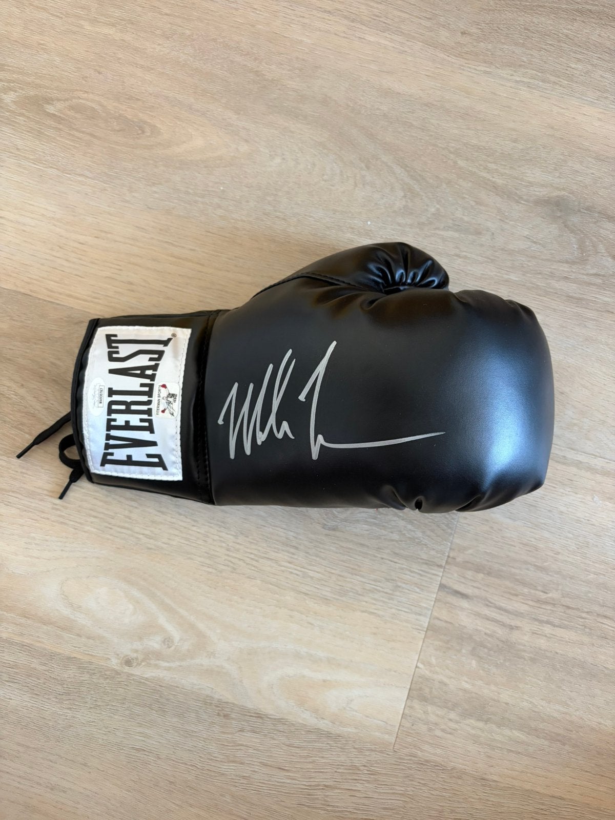 Bokshandschoen gesigneerd door Mike Tyson, Ophalen of Verzenden, Nieuw