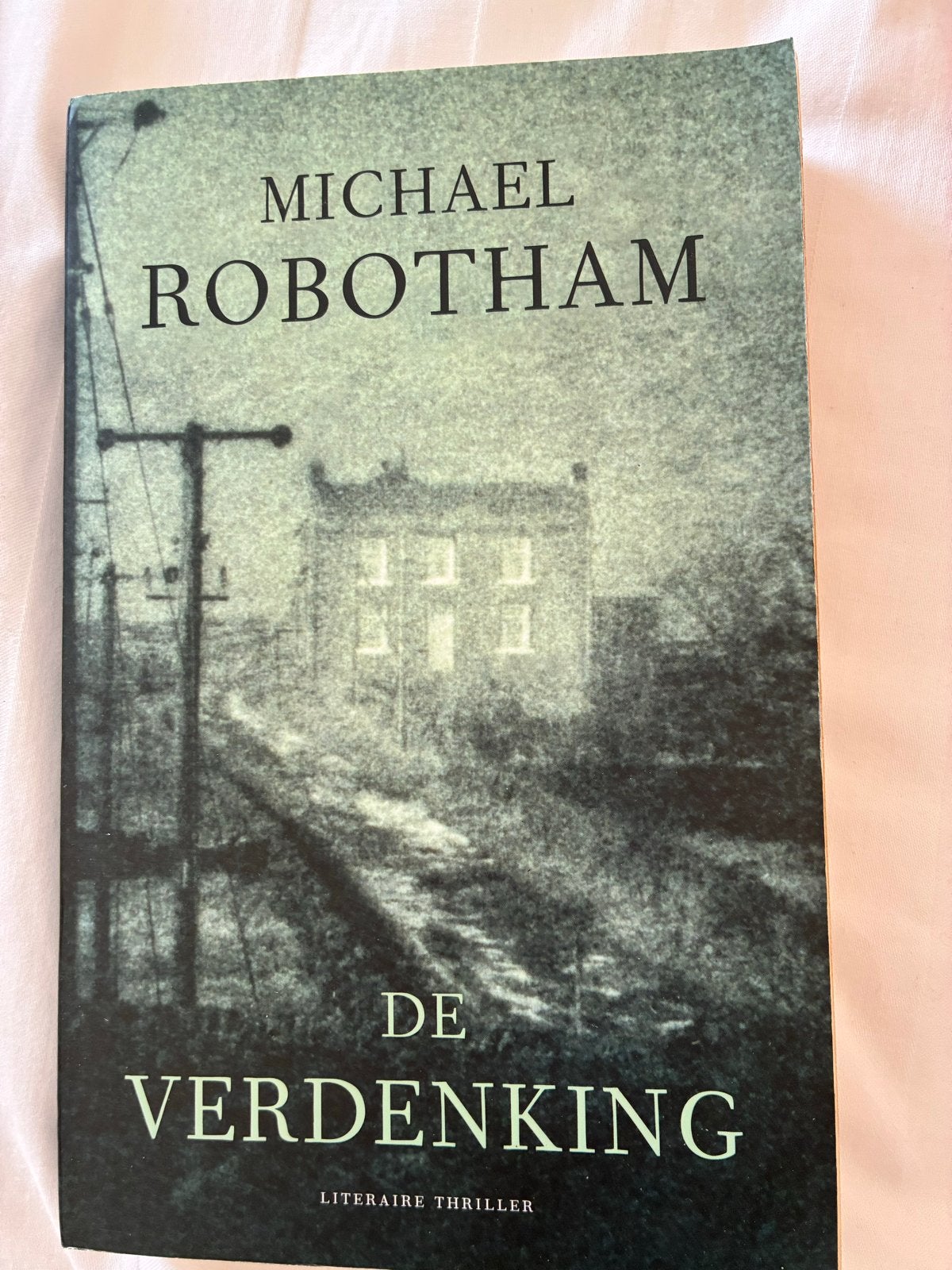 Michael Robotham - De verdenking (Literaire thriller), Ophalen of Verzenden, Zo goed als nieuw, Wereld overig