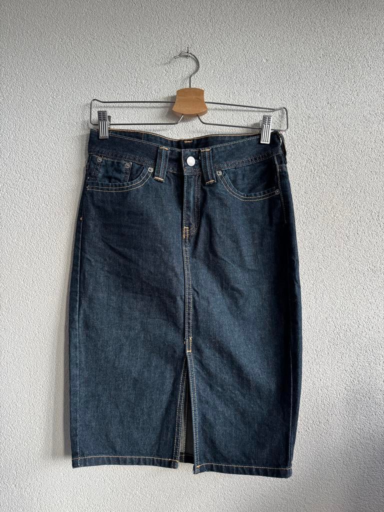 Vintage Y2K Levi’s donker blauwe midi denim rok, Kleding | Dames, Rokken, Levi's, Blauw, Ophalen of Verzenden, Zo goed als nieuw