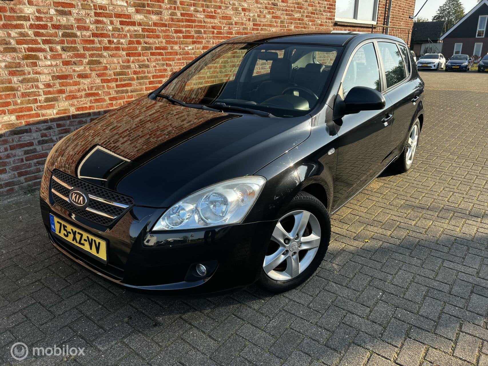 Kia cee'd 1.4 X-ecutive, Auto's, Stof, Gebruikt, Zwart, 4 cilinders