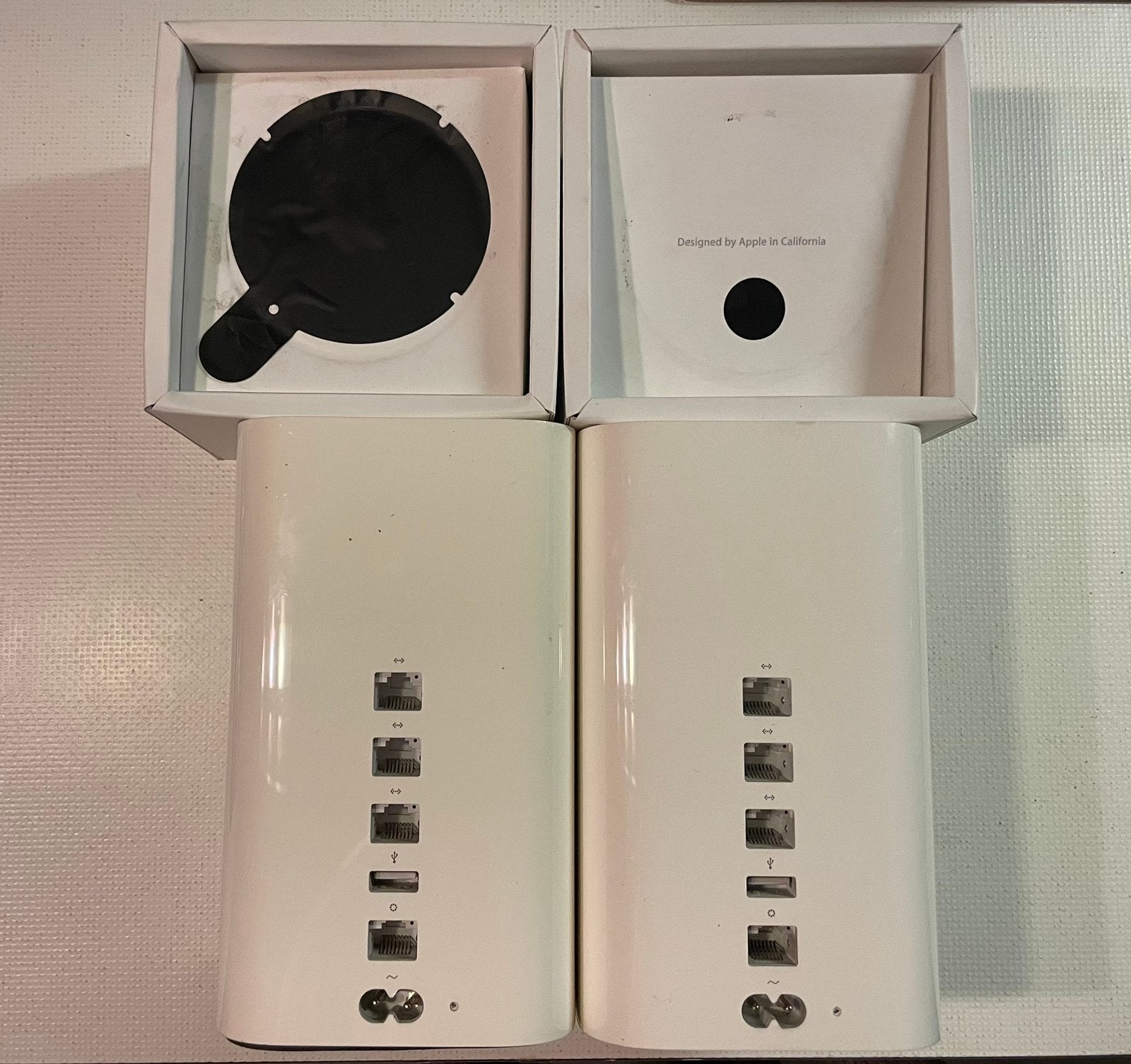 Apple AirPort Time Capsule 2TB A1470 & Gratis Apple Extreme, Computers en Software, Harde schijven, Gebruikt, Server, USB, Ophalen