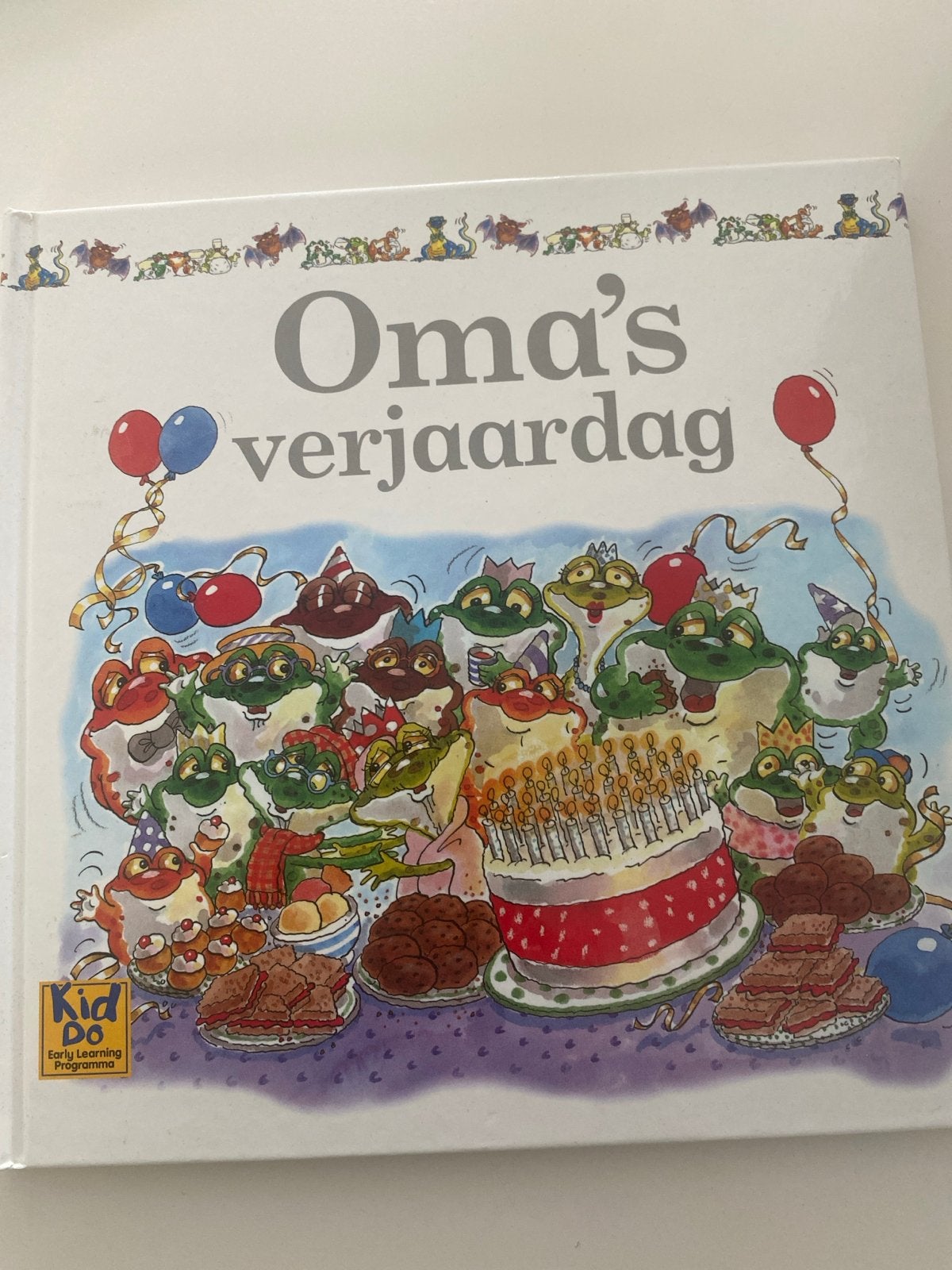 Oma's Verjaardag - Kid Do Early Learning Programma, Ophalen, Jongen of Meisje, Zo goed als nieuw, Voorleesboek