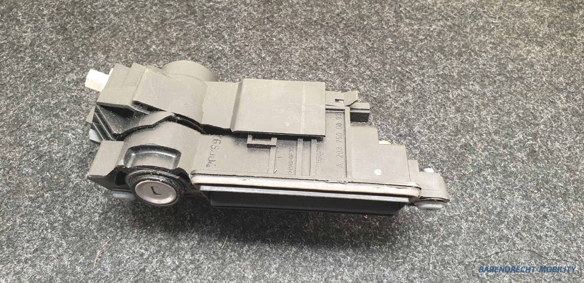 Kofferklep schakelaar W203 C-klasse Mercedes 2037500093 orig, Gebruikt, Mercedes-Benz AG, Mercedes-Benz, Ophalen of Verzenden
