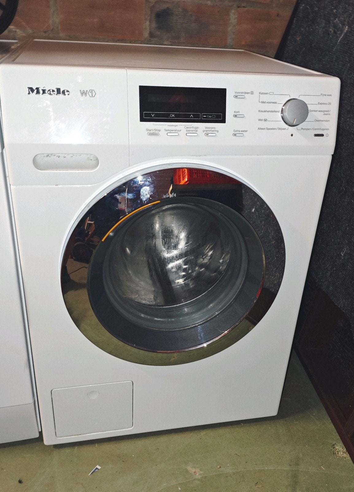 Miele Wasmachine W1 WKE130 WPS - 4 jaar oud, perfect werkend, Witgoed en Apparatuur, Wasmachines, Ophalen of Verzenden, Gebruikt
