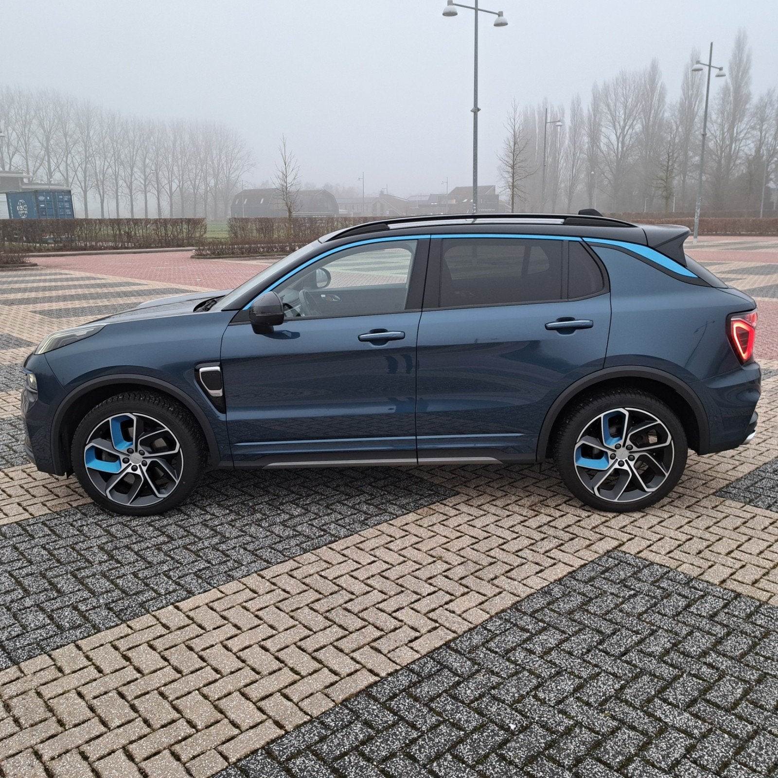 Lynk & Co 1.5TD 261pk Phev 7DCTH 2022 Blauw, Auto's, Lynk & Co, Stof, 1800 kg, Plug-in hybride, Overige kleuren
