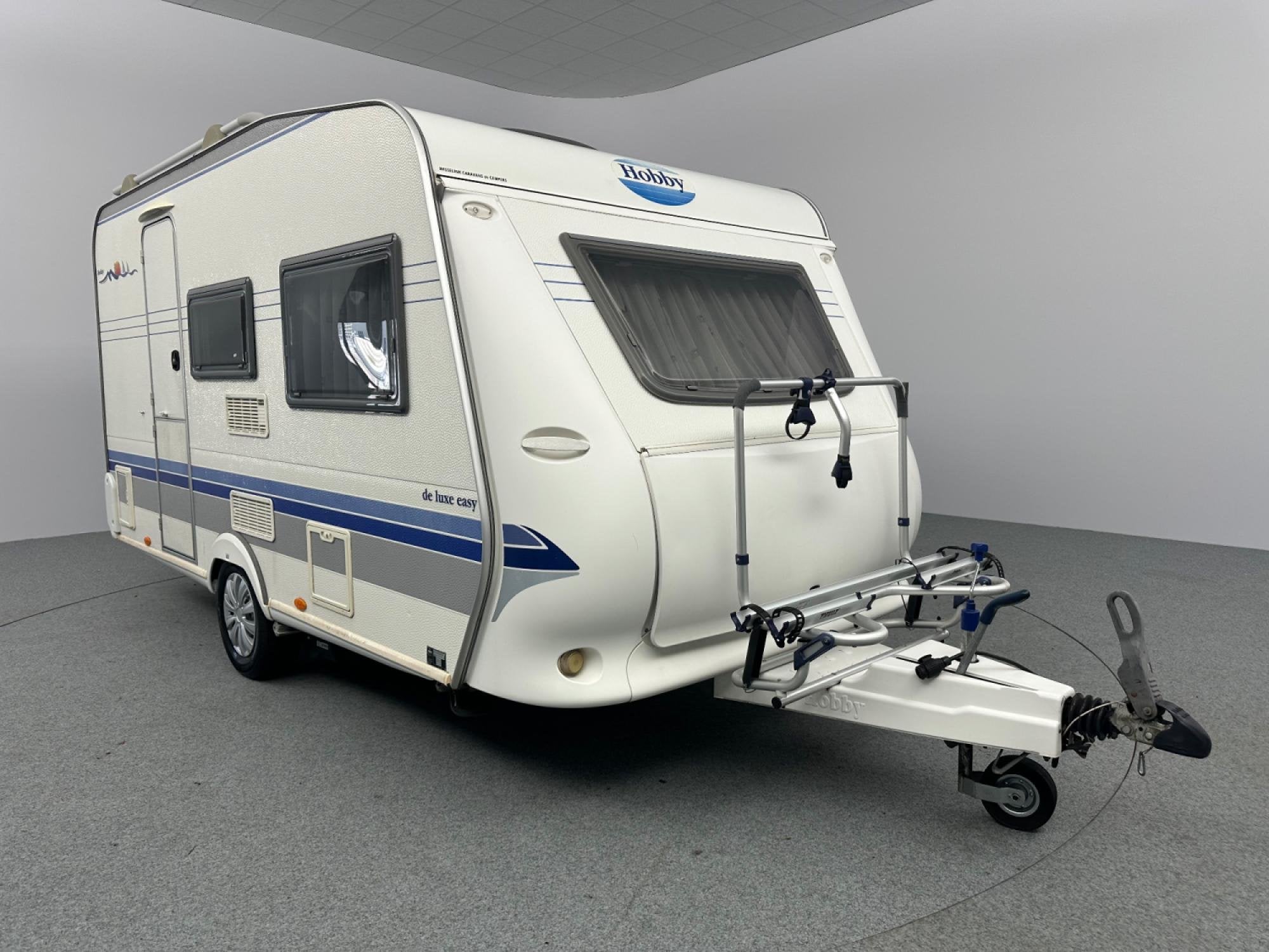 Hobby De Luxe Easy 400 SF Mover Luifel Fietsendragers, Serviceluik, Vast bed, Hobby, Bedrijf