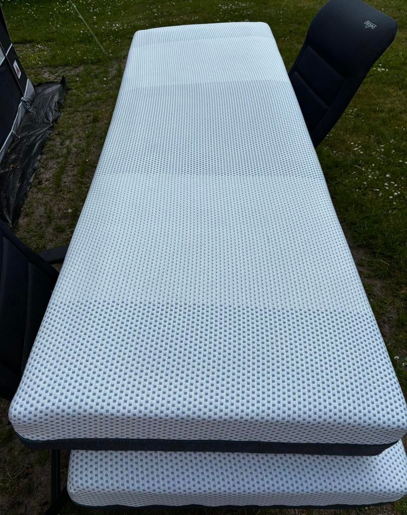 Caravan matrassen 2x 70x200 als nieuw, Ophalen of Verzenden, Zo goed als nieuw, Tweepersoons