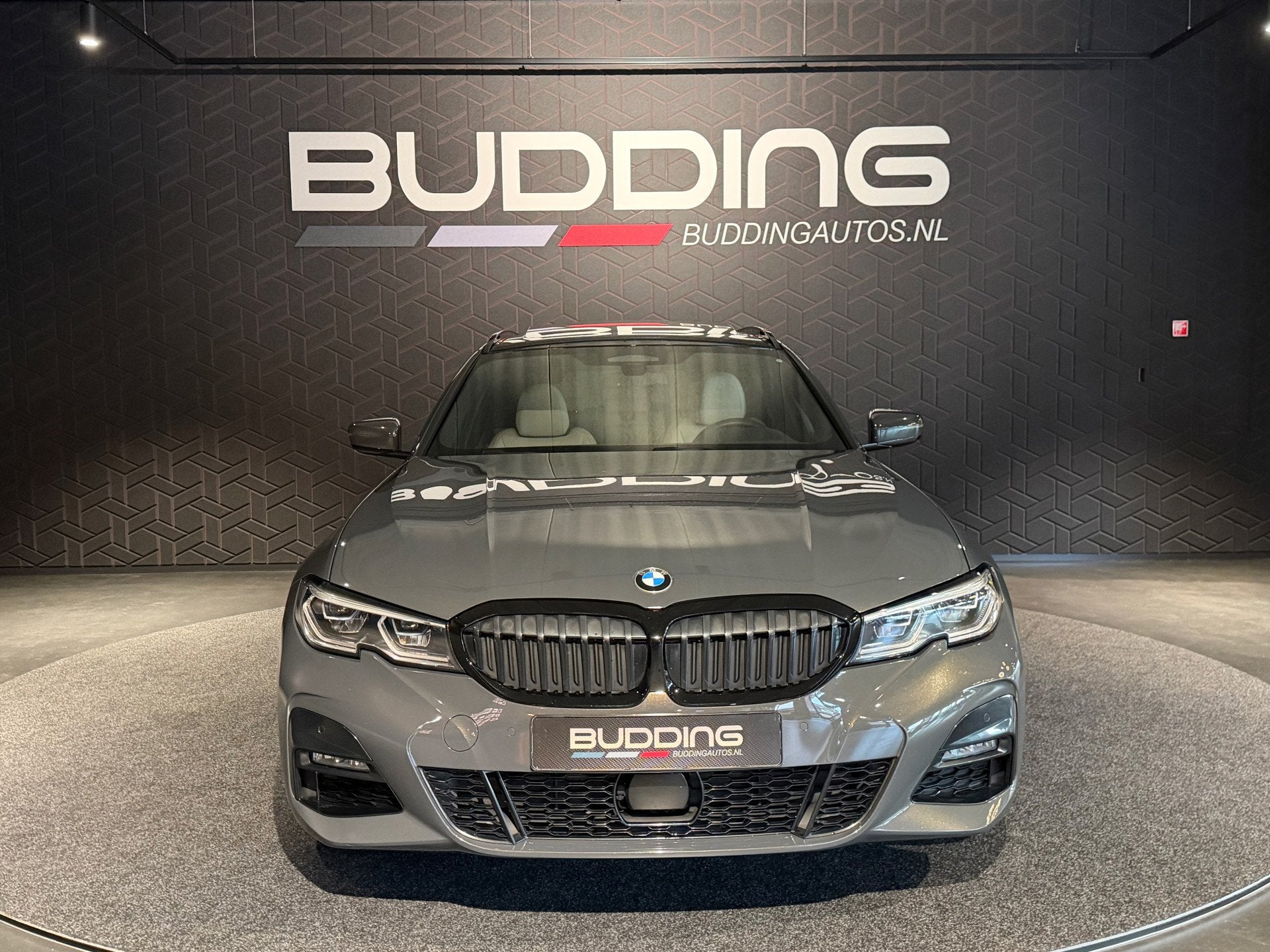 BMW 3 Serie Touring 330e xDrive High Exe | M-sport | Dravitg, Gebruikt, Euro 6, 4 cilinders, 1865 kg