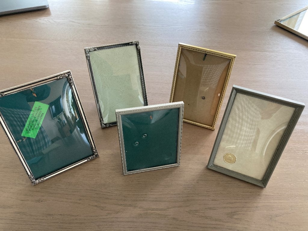 5 oude fotolijstjes, allen met bol glas, Verzenden