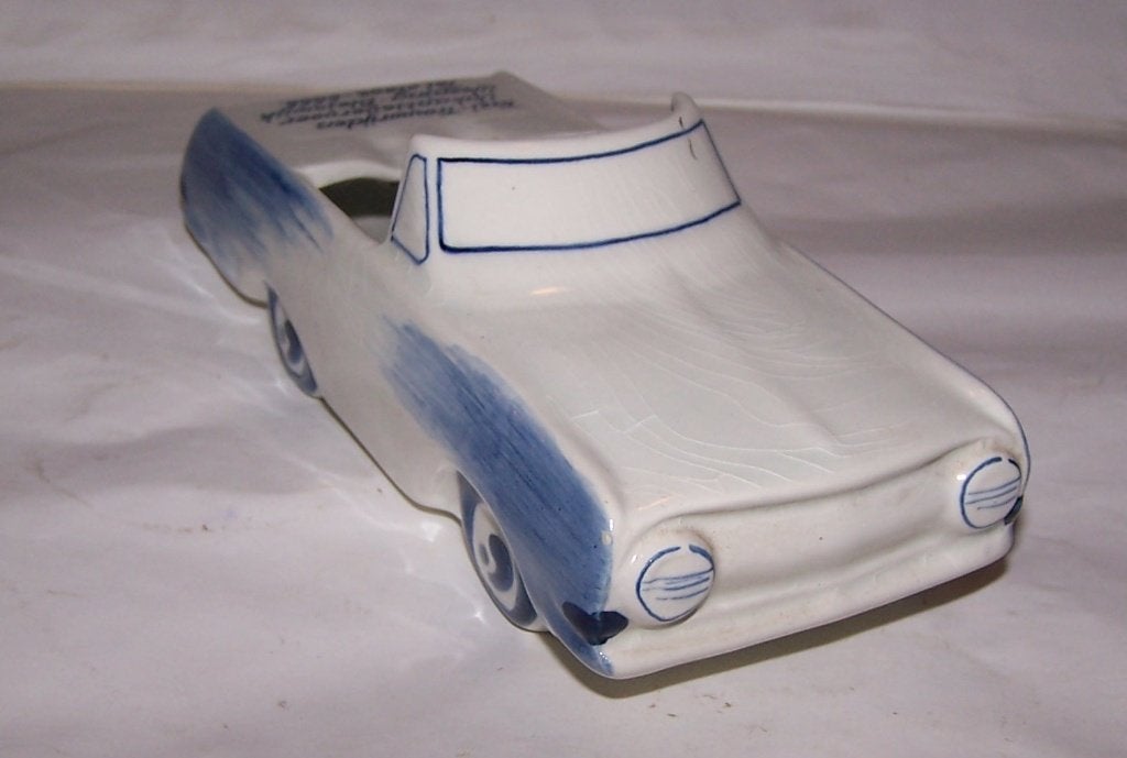 Vintage Delfts Blauw Keramische Auto/Asbak met Reclame. Izgs, Antiek en Kunst, Ophalen of Verzenden