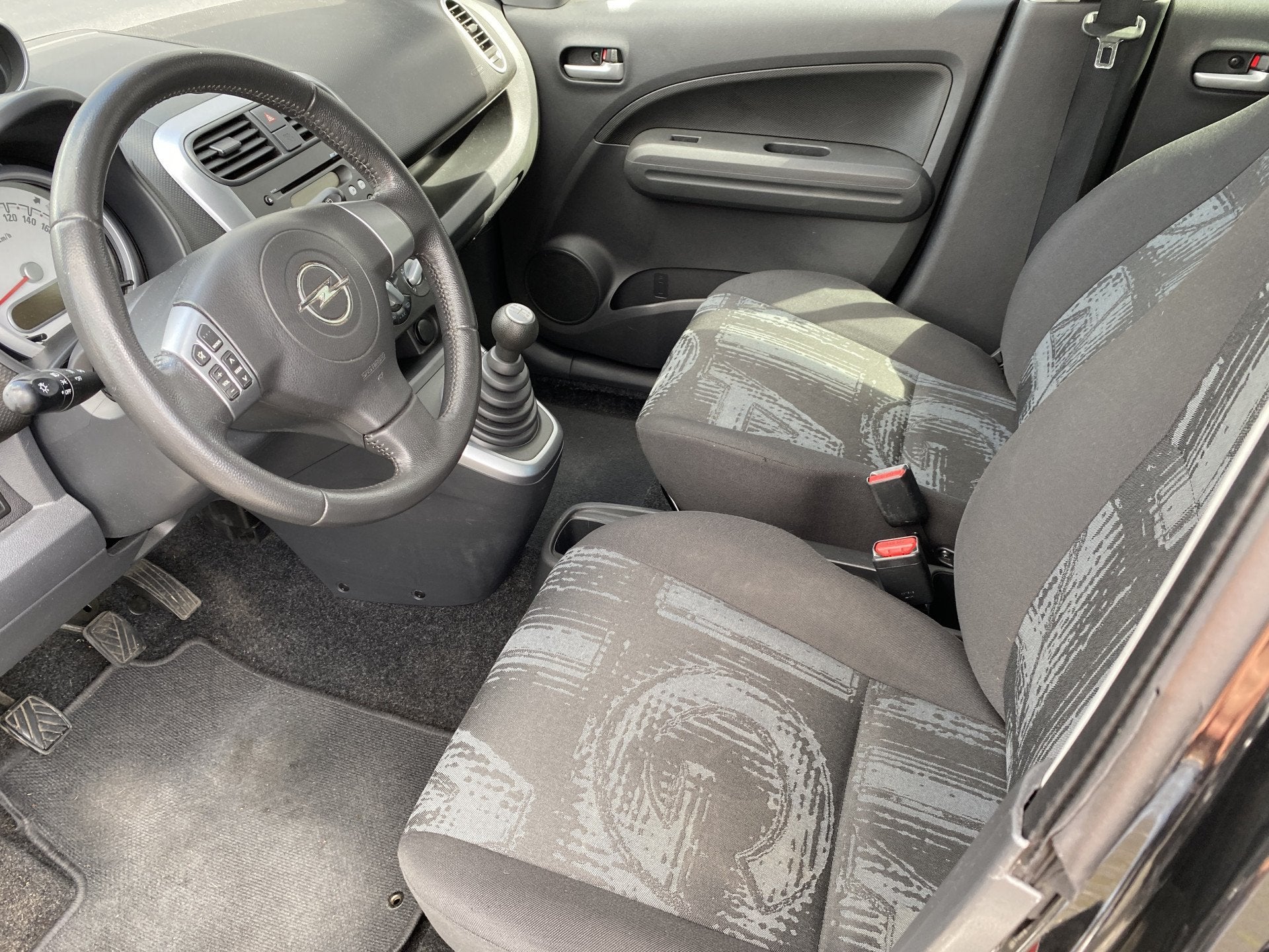 Opel Agila 1.0 Edition 60Dkm.NAP, 1e Eignr, A/C, LM & Nieuwe, Auto's, Opel, Euro 5, Stof, Gebruikt, 31 €/maand