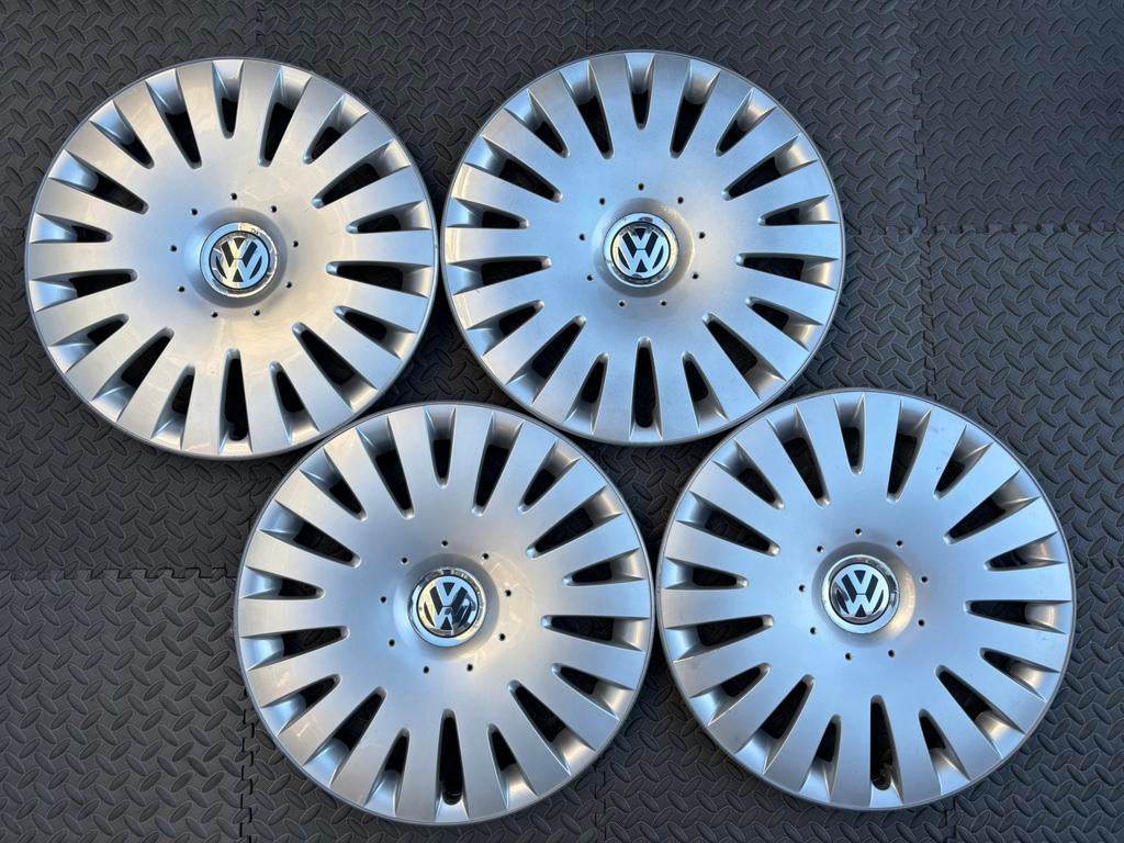 Set orig Volkswagen Passat, Golf en Caddy wieldoppen 16 inch, Auto diversen, Wieldoppen, Ophalen of Verzenden, Gebruikt