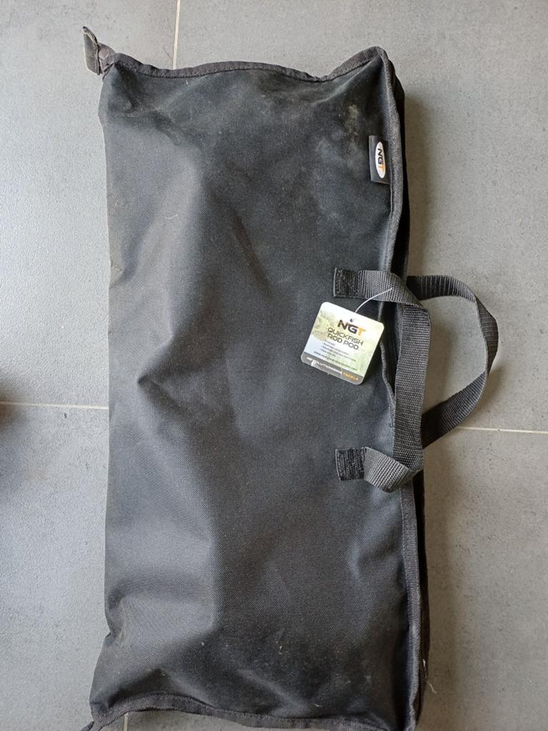 NGT Quick Fish Rod Pod - Nieuwstaat, voor 3 karperhengels, Ophalen, Nieuw, Overige typen