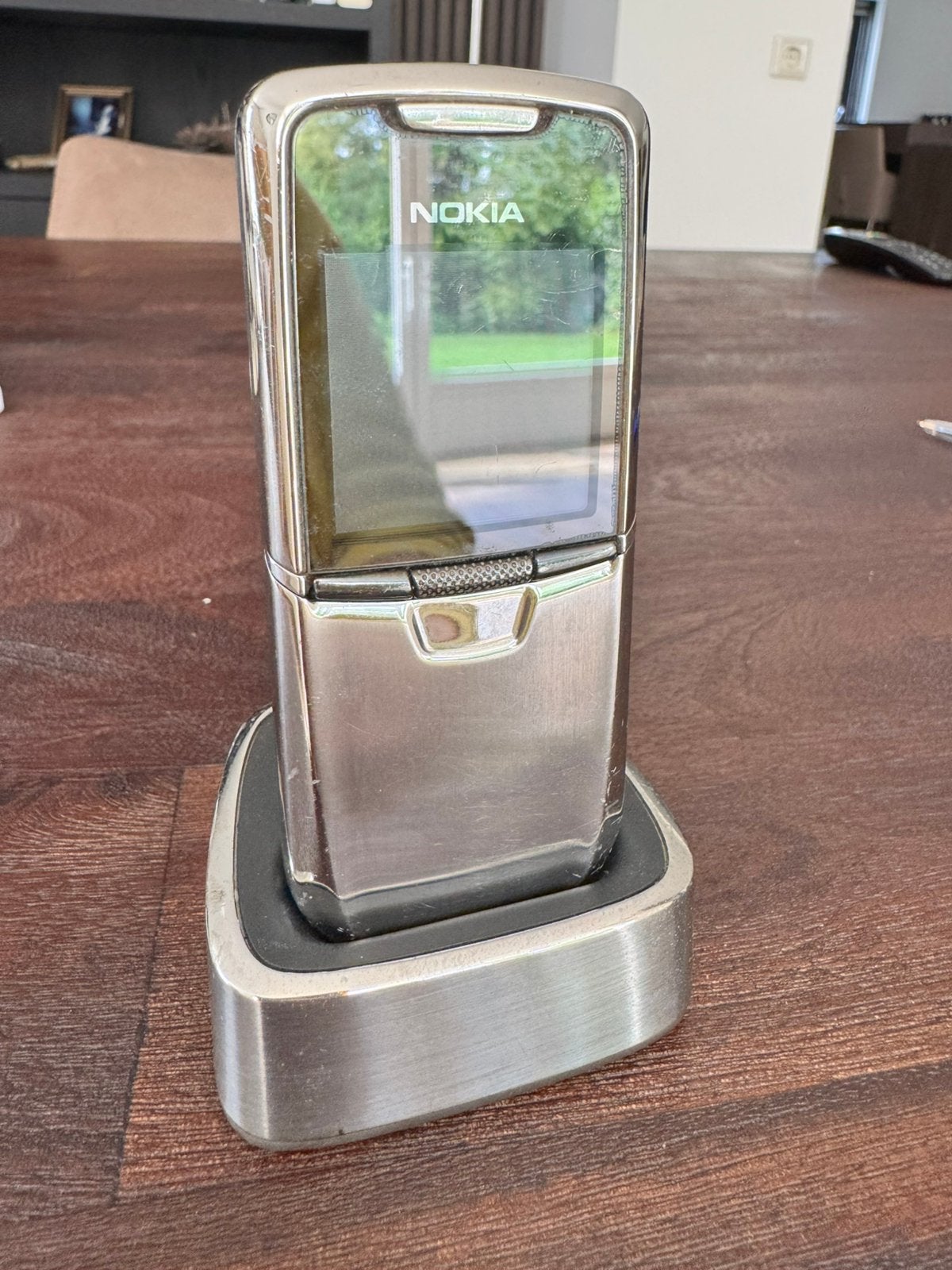 Nokia 8800 Classic zilver + originele DT-8 desktop standaard, Ophalen of Verzenden, Zilver