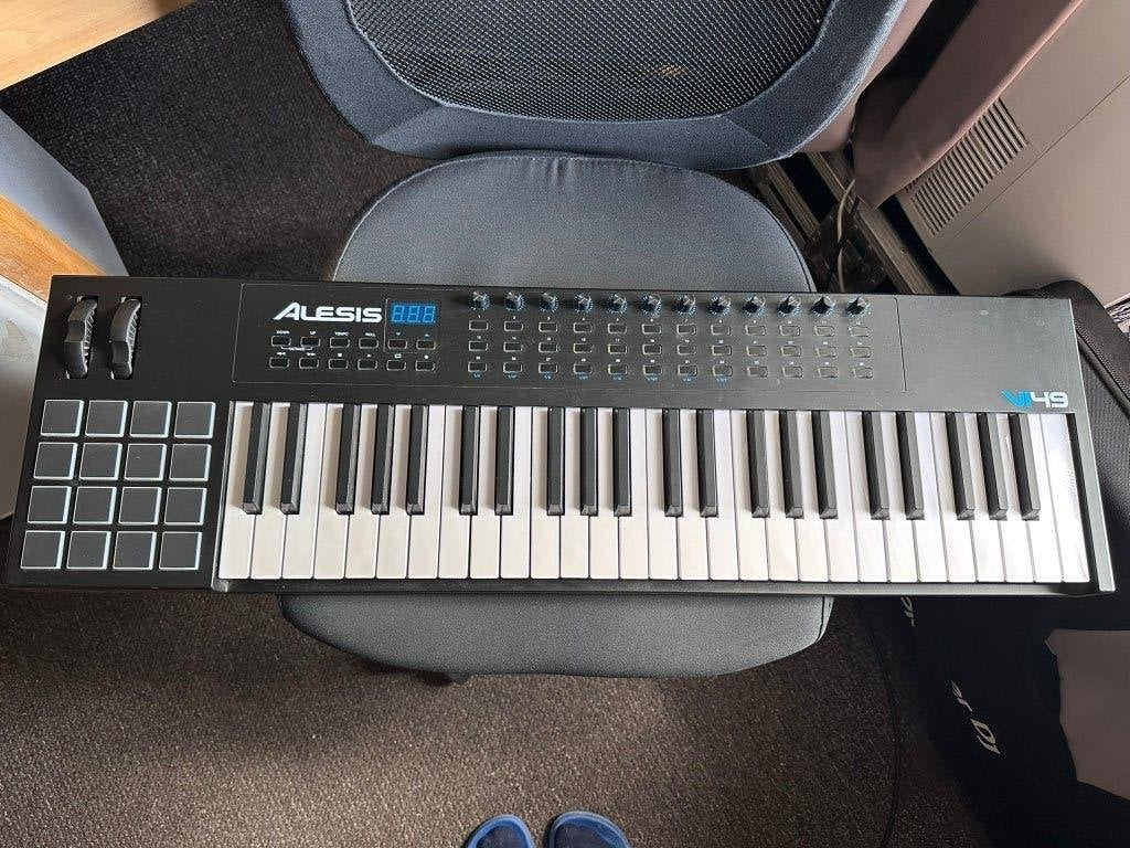 Alesis VI 49 keyboard, Ophalen, Zo goed als nieuw, 49 toetsen, Overige merken