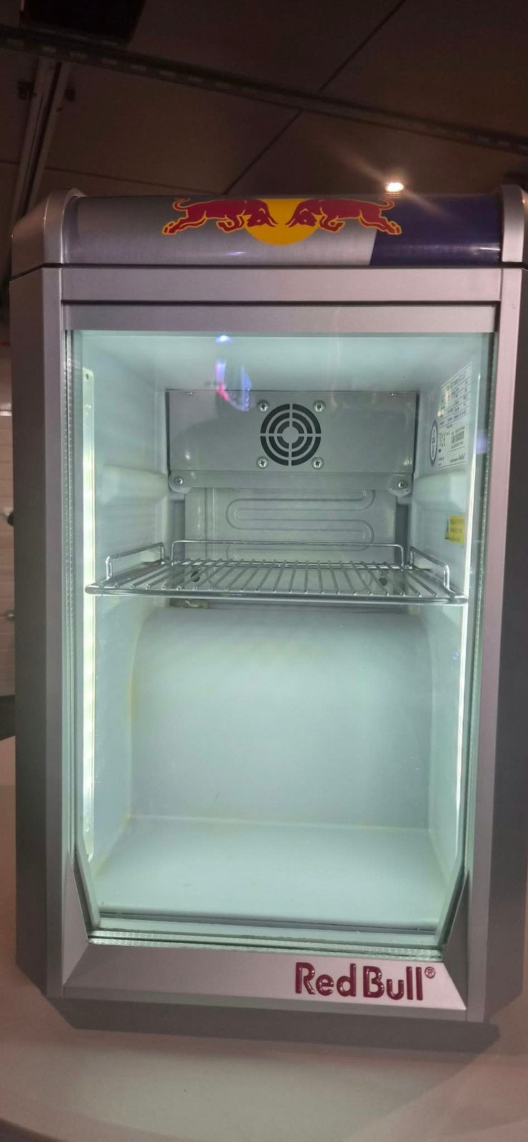 Red Bull mini koelkast, Ophalen, Zonder vriesvak, Energieklasse A of zuiniger, Minder dan 45 cm