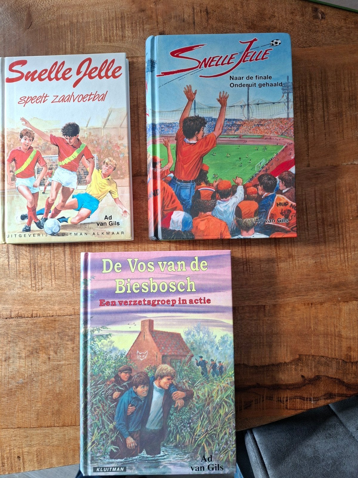 3 boeken Ad van Gils: Snelle Jelle,  De Vos van de Biesbosch, Boeken, Ophalen of Verzenden, Zo goed als nieuw