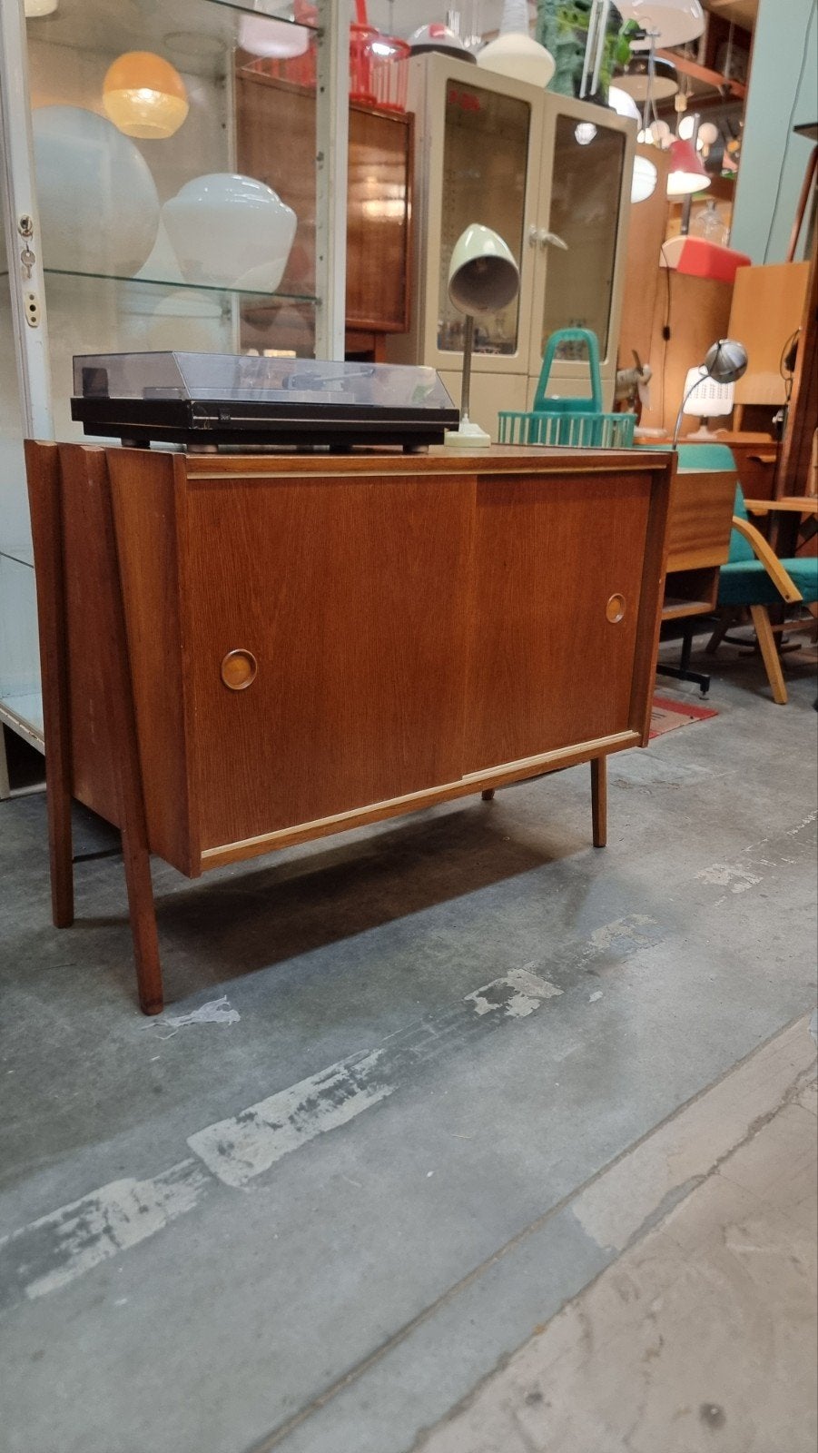 dressoir met schuifdeuren mid century tatra, Huis en Inrichting, ,, Ophalen of Verzenden, ,, ,