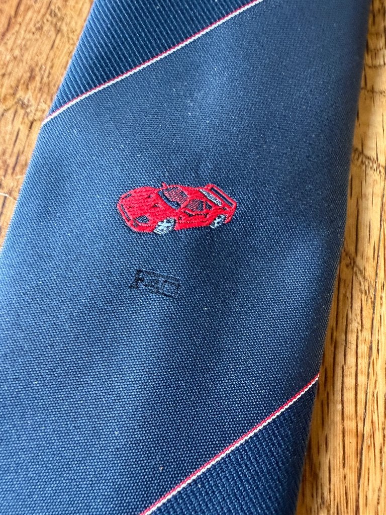 Ferrari F40 stropdas - krawatte - tie, Verzamelen, Ophalen of Verzenden, Nieuw, Auto's