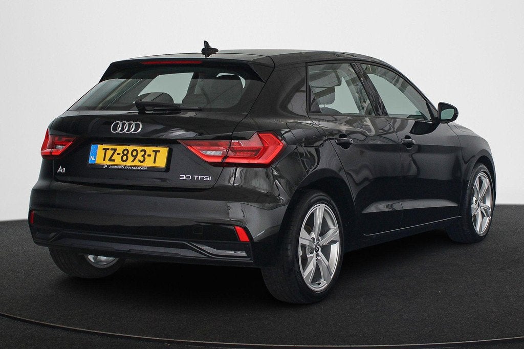 Audi A1 Sportback 30 TFSI Advanced Navi Clima LED Apple CarP, Voorwielaandrijving, Stof, 116 pk, Zwart