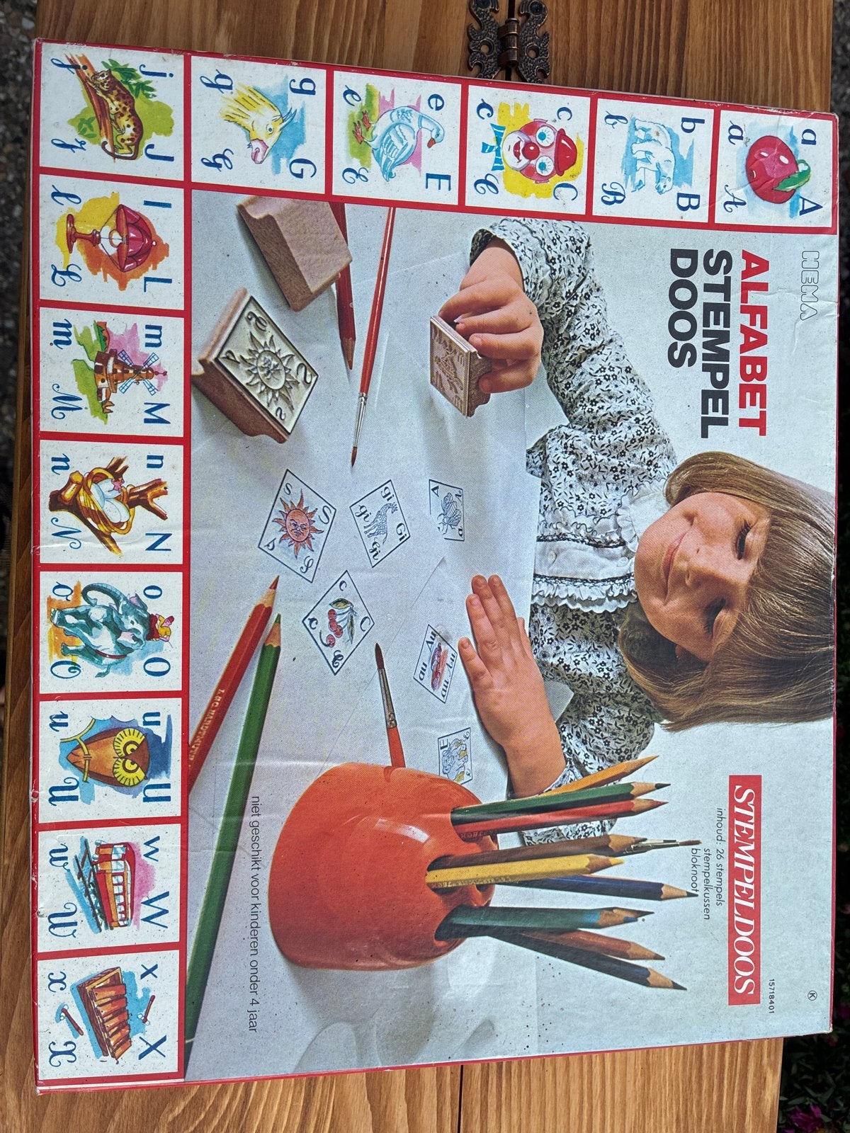 Vintage Nienhuis Alfabet Stempeldoos - Educatief Speelgoed, Ophalen of Verzenden, Gebruikt, Knutselen