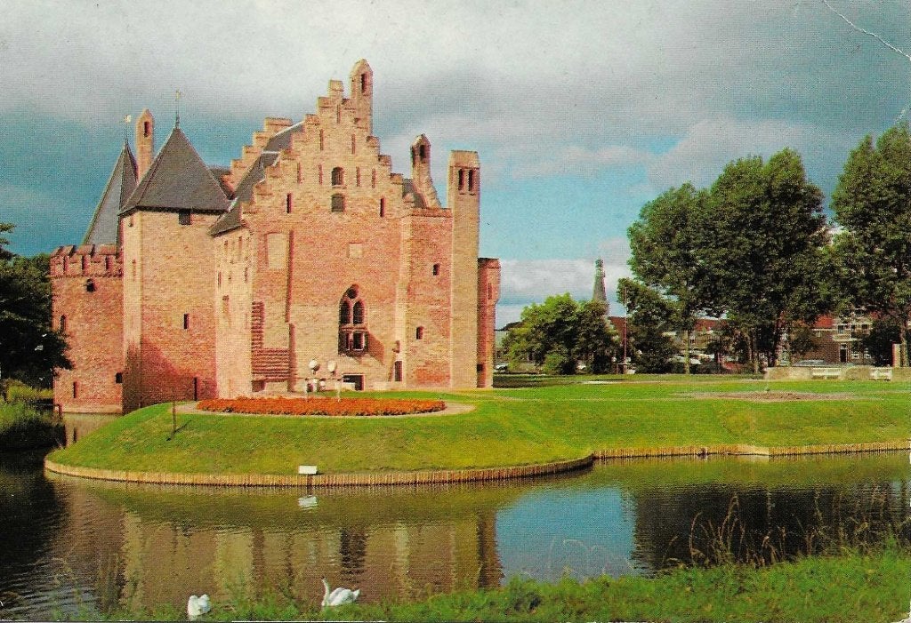 Medemblik- -Kasteel Radboud., Ophalen of Verzenden, 1980 tot heden, Gelopen, Noord-Holland