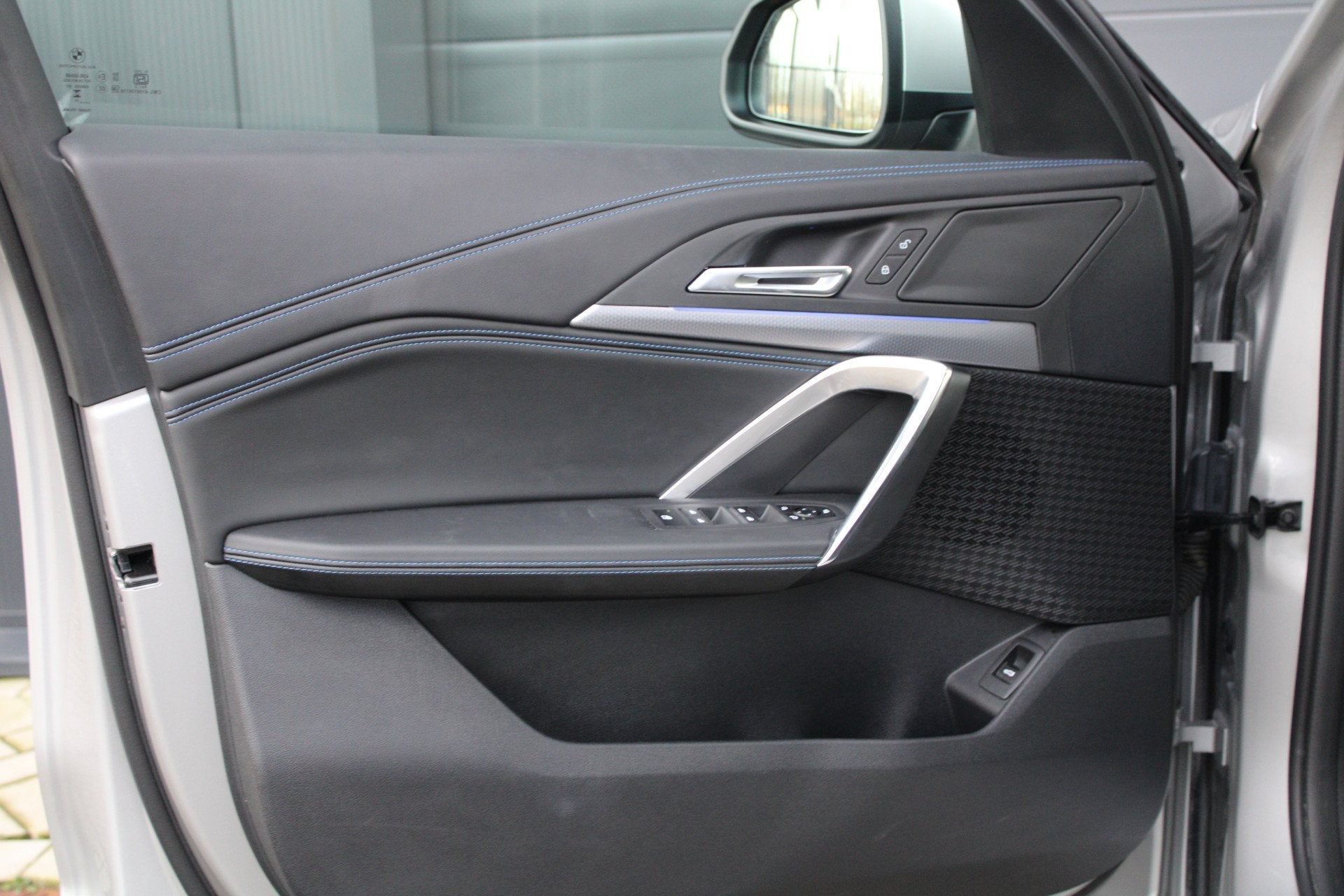 Foto 13 van BMW X1 sDrive20i | BTW | M-SPORT | KEYLESS | HUD | 360 CAM |