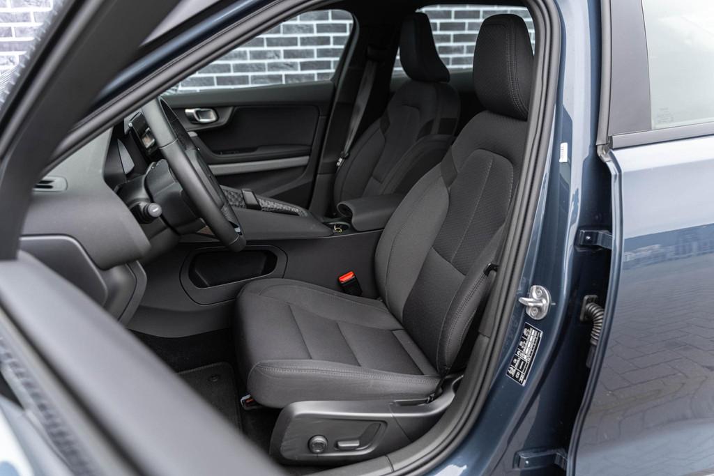 Polestar 2 Long Range Single Motor 78 kWh | Pilot Lite Pack, Polestar 2, Gebruikt, Blauw, 1969 kg