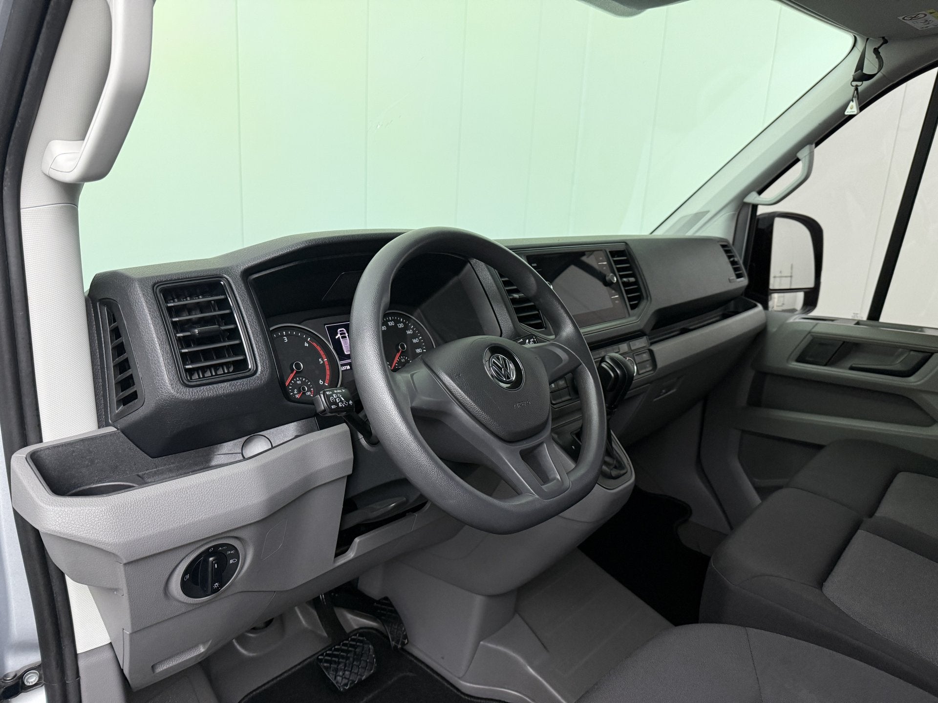 Volkswagen Crafter 2.0TDI 177PK Automaat L3H3 | Exclusive |, Gebruikt, 4 cilinders, Volkswagen, 3000 kg