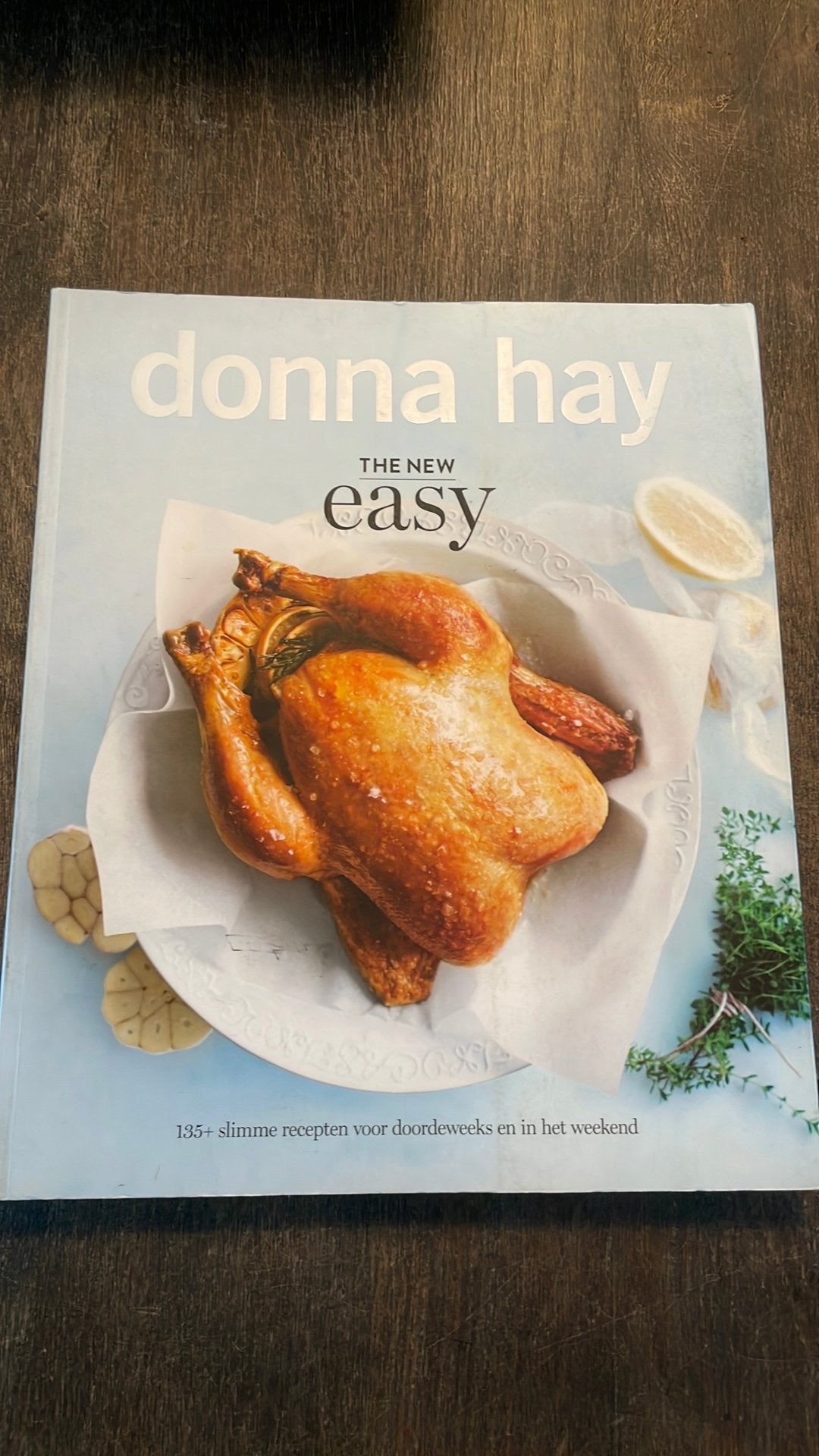 Donna Hay - The new easy, Boeken, Ophalen of Verzenden, Zo goed als nieuw, Donna Hay
