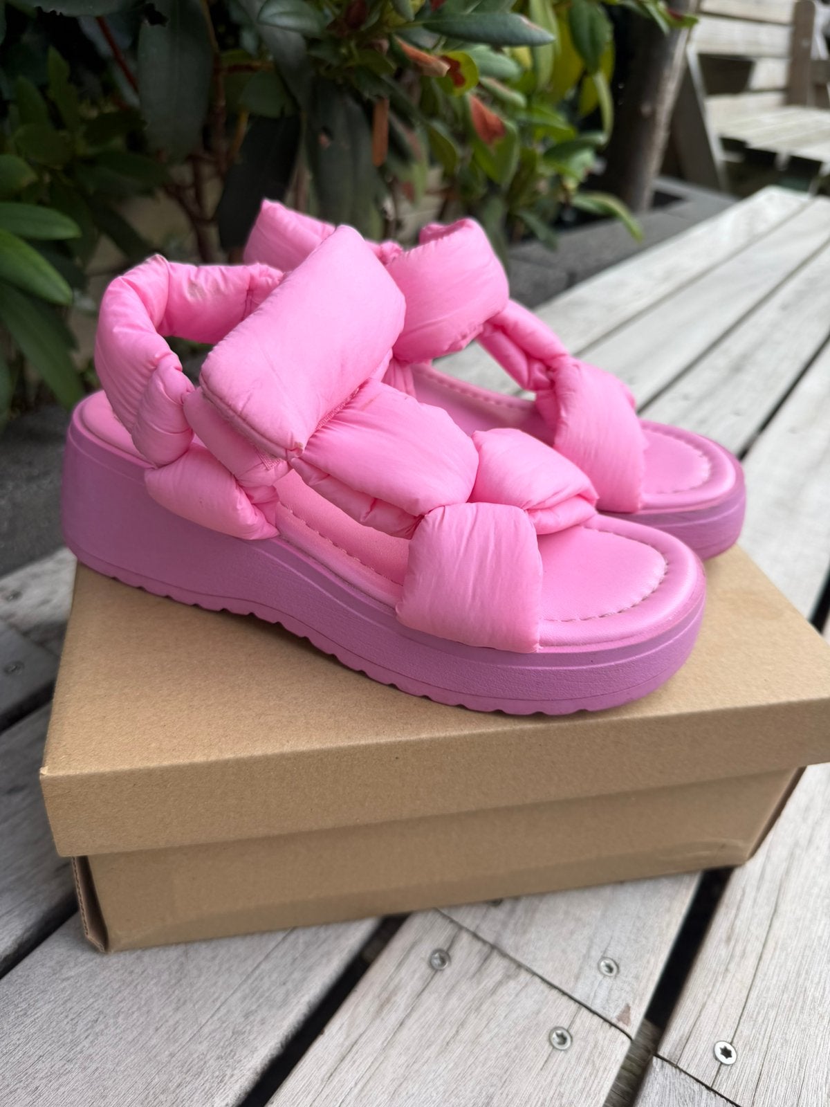 Meisjes sandalen Steve Madden 33, Ophalen of Verzenden, Zo goed als nieuw, Meisje, Overige typen